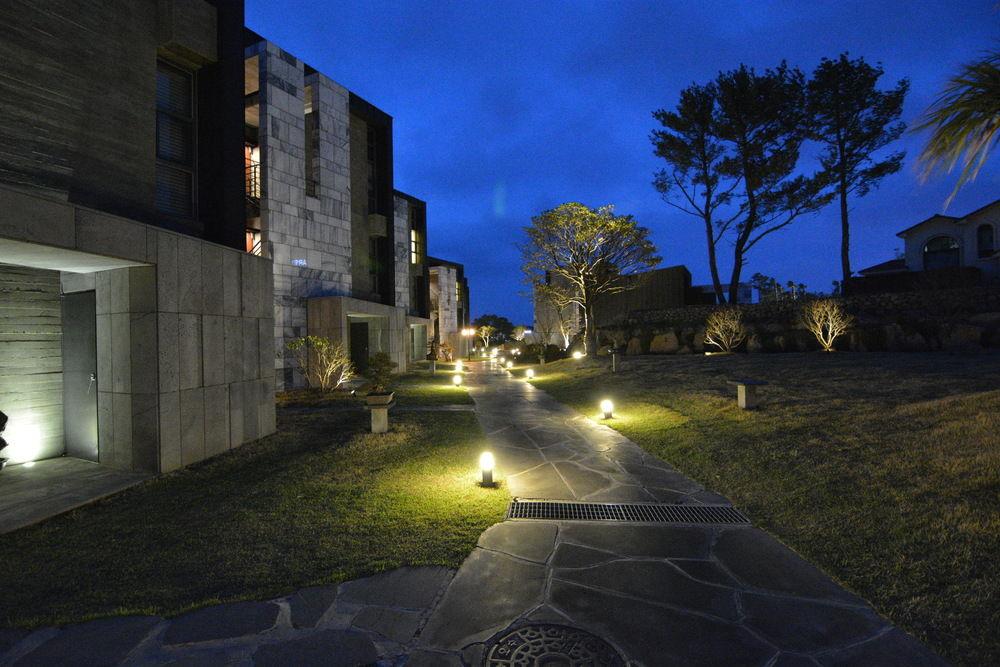 Stanford Hotel And Resort Jeju Buitenkant foto