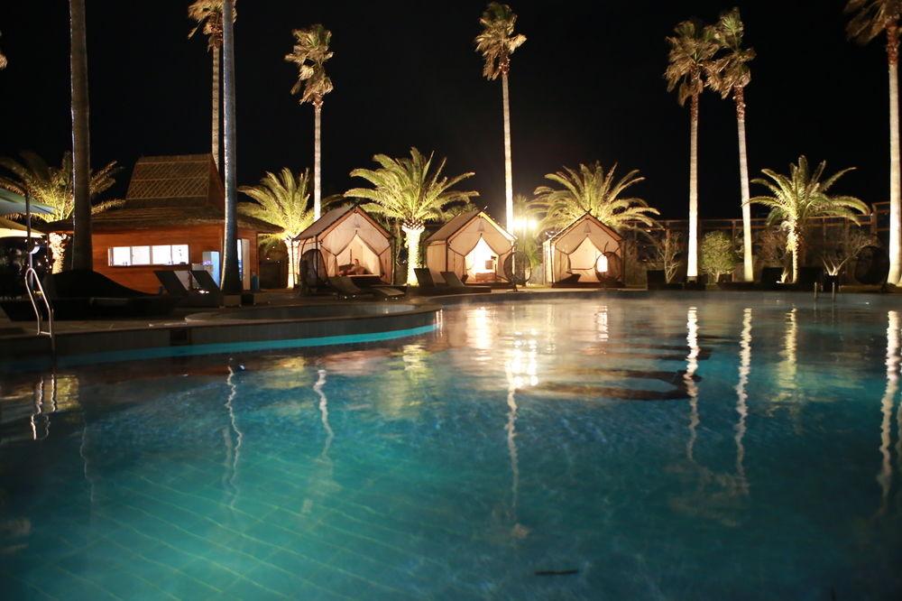Stanford Hotel And Resort Jeju Buitenkant foto