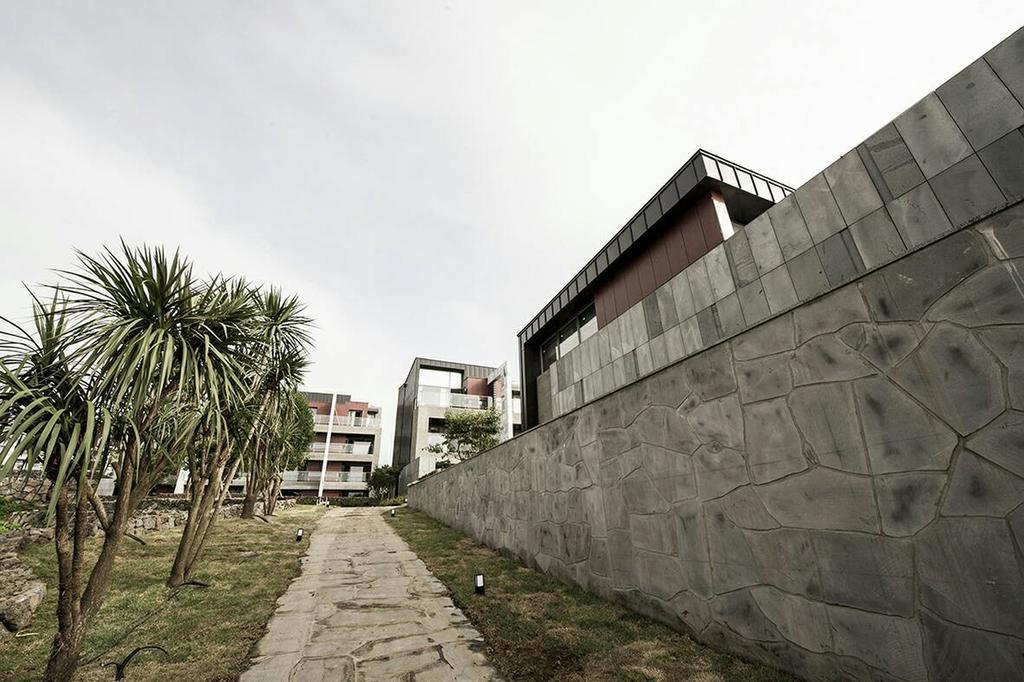 Stanford Hotel And Resort Jeju Buitenkant foto